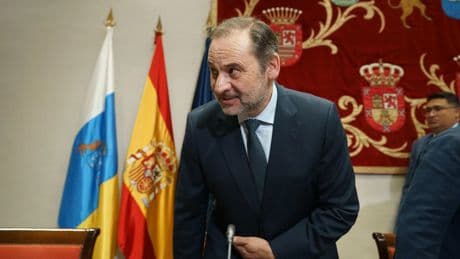 Ábalos niega que mediara con algún miembro del Gobierno de Canarias para la adquisición de material sanitario