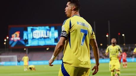 40 yaşındaki Cristiano Ronaldo'dan duble! Öyle bir gol attı ki...