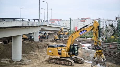 Ringbahnbrücke: Abriss der A100-Brücke beginnt erst am Samstag