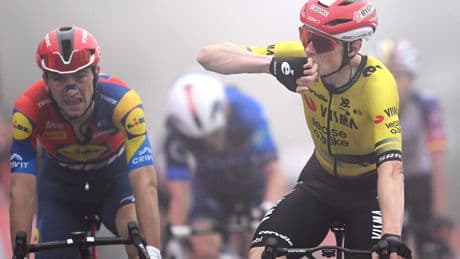 Herbeleef de wonderlijke dubbelslag van Jonas Vingegaard in de tweede etappe van de Vuelta