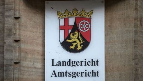 Mainz: Haftstrafen wegen sexuellen Missbrauchs von Baby