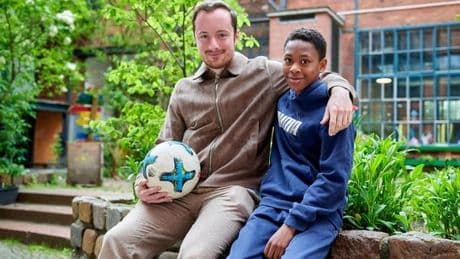 „Wir sind ein gutes Team“ - Wie ehrenamtliche Paten Schulkinder unterstützen