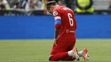 Sevilla-spelers overnachten op trainingscomplex vanwege geweld eigen aanhang