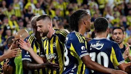 Fenerbahçe coştu