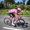 Ben Healy gaat solo! Kan Van der Poel, die virtueel in het geel rijdt, hem nog terughalen?