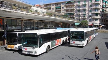 Bus Imperia, servizio affidato a Rt per altri cinque anni: nuova gara entro il 2029