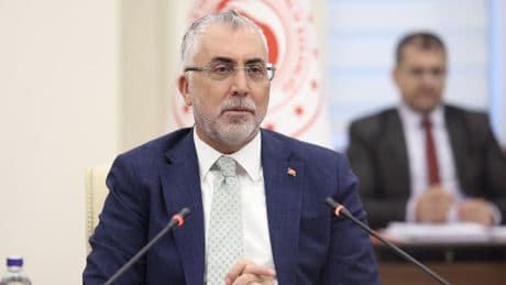 Bakan Işıkhan, eğitimcilerle bir araya geldi