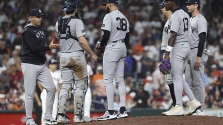 Yankees miffed by Astros picking late start time for getaway game