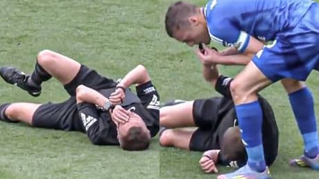 La última locura de Vardy: el árbitro cae al suelo lesionado y el delantero le roba el silbato