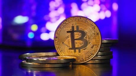 Se suponía que Bitcoin venía a salvarnos de la descentralización. Un tercio ya está en manos de unos pocos grandes actores