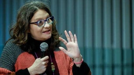 La Fiscalía no ve "infracción criminal alguna" en la gestión de Oltra de los abusos de su exmarido a una menor tutelada