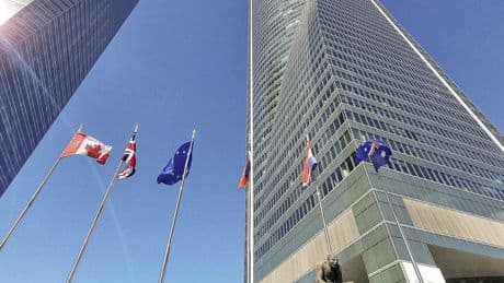 BDO alerta sobre la deuda de Villar Mir por la batalla con Emperador