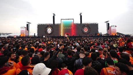 Galatasaray şampiyonluk kutlamaları | CANLI