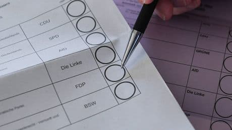 Kommunalwahlen in NRW 2025: Wahlzettel richtig ausfüllen – so geht's