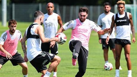 Beşiktaş, günü çift idmanla tamamladı!