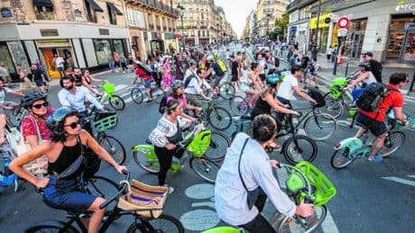 Is Parijs nu alweer klaar met die ‘klotefietsers’?