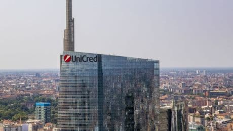 UniCredit, mille nuove assunzioni rafforzano il perimetro italiano