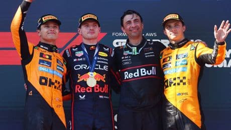Verstappen verrast zichzelf na zege in Imola: 'Dacht niet dat ik kon winnen'