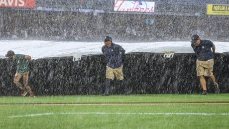 Heavy rain pummels the East Coast and sparks localized flash flooding