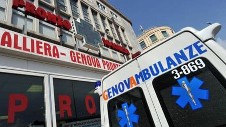 Ragazza denuncia violenza sessuale: caccia all'uomo