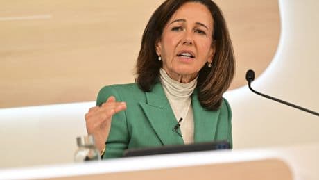 Santander avisa sobre el impacto de los aranceles en su negocio de coches en EEUU