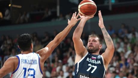 Luka Doncic, el mago que le quita la pizarra a su entrenador
