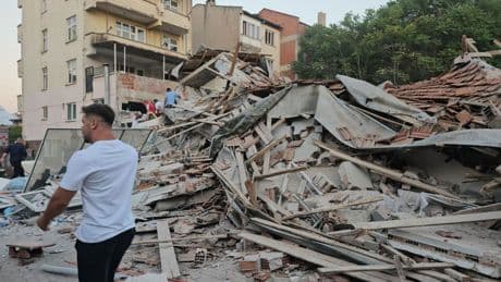 6,1'lik deprem sonrası Balıkesir'de deprem fırtınası yaşanıyor! Uzmanlardan kritik uyarı