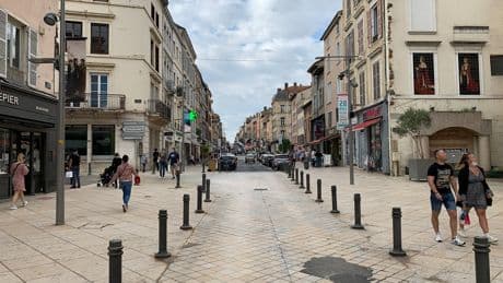Rhône : le coiffeur gardait de la drogue dans l’arrière-boutique