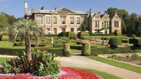 UK spot that's 'just like Venice' boasts beautiful grounds and gondola rides