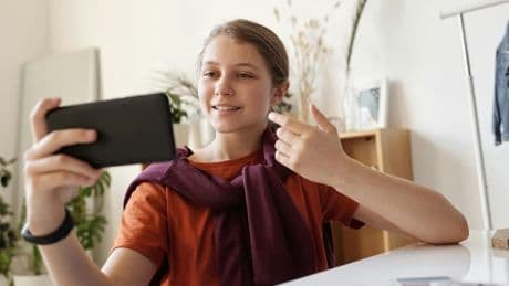 "Je ne faisais rien, juste scroller indéfiniment": ces jeunes ont arrêté radicalement les réseaux sociaux et ça a changé leur vie (mais tous y sont revenus)