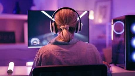 Ellas juegan más: la cifra de jugadoras de videojuegos en España supera por primera vez a la de los hombres