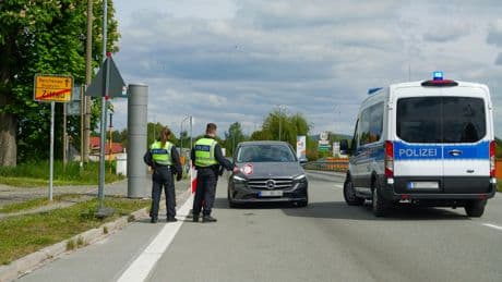 Verwirrung um Bericht: "Niemand hat eine Notlage ausgerufen": Merz dementiert Grenzverschärfung