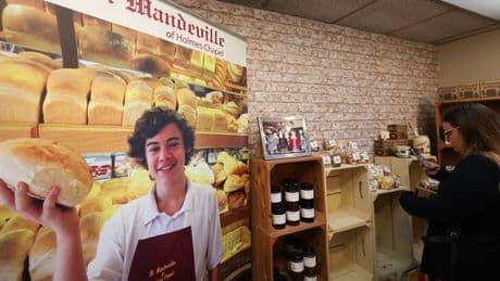 Pretty UK village once home to Harry Styles with top ice cream parlour and mini zoo