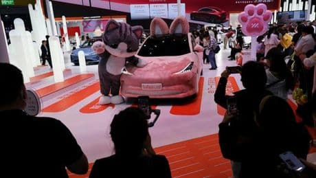 Deutsche Autoindustrie: In Wolfsburg geht Arbeit verloren