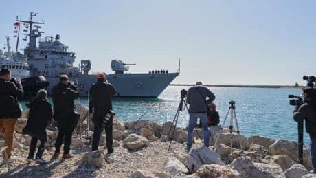 Italien schickt erneut abgewiesene Migranten nach Albanien