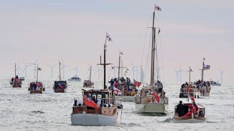 Britische „Little Ships“ fahren im Geist von Dünkirchen über den Ärmelkanal