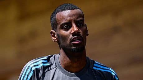 Alexander Isak can only tighten Liverpool’s grip on their Premier League crown