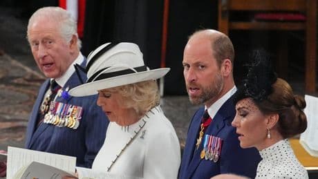 King and Starmer join veterans at thanksgiving service to mark 80th anniversary of VE Day