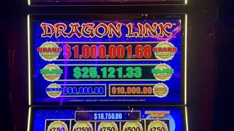 $250 spin on a Vegas machine leads to $1 million jackpot for lucky player