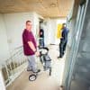 Lesley is aan huis gekluisterd door kapotte lift in flat: ‘Wat als er brand uitbreekt?’