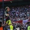 Uitgefloten Noa Lang provoceert Feyenoord-publiek na goal in Kuip