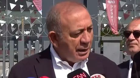 Gürsel Tekin'den Özgür Özel'e sert tepki: Hakkımı hepsine haram ediyorum