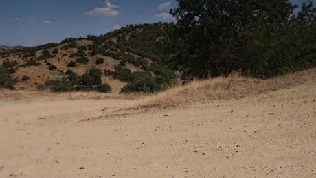 Kulp’un köylerinde yol ve su sorunu: “10 kilometre yol yürümek zorundayız”
