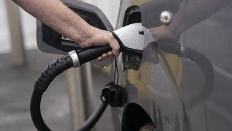 Minister hails record growth in UK’s public electric vehicle charger network