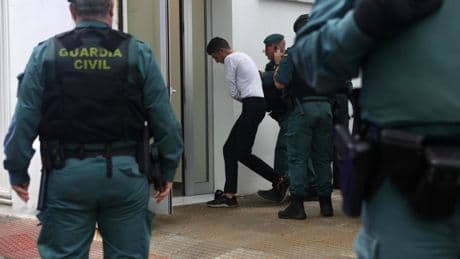 La Guardia Civil detiene al último tripulante de la narcolancha que mató a dos agentes en el puerto de Barbate