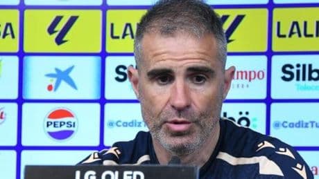 Garitano se deshace en elogios hacia el Almería