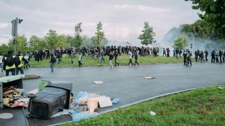 En direct, mouvement du 10 septembre : des manifestations dans plusieurs grandes villes dispersées sous une pluie de grenades lacrymogènes