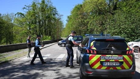 La Policía francesa busca al autor de un asesinato islamófobo y teme que vuelva a actuar
