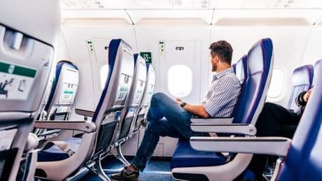 Pilot reveals why you should never wear flip-flops on plane