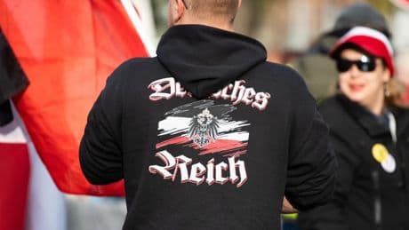 Hessen: Mehr als 100 Rechtsextreme dürfen Waffen besitzen